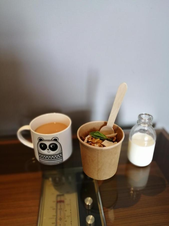 뉴키 The Blue Door B&B 외부 사진