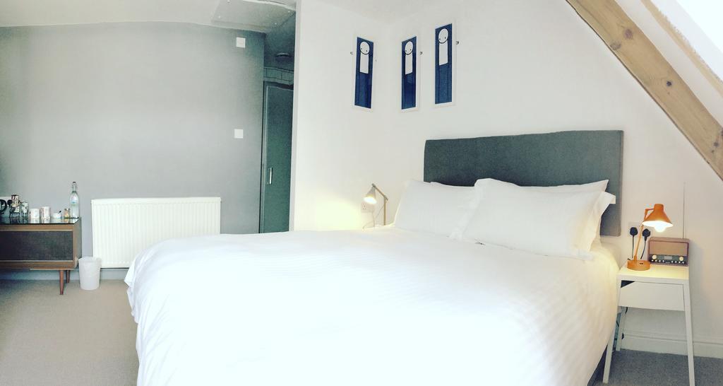 뉴키 The Blue Door B&B 외부 사진