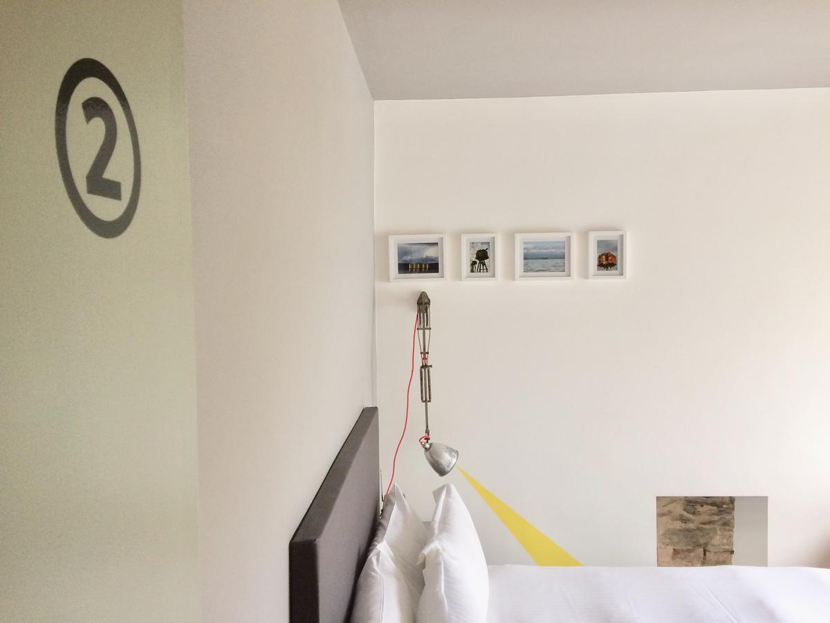 뉴키 The Blue Door B&B 외부 사진